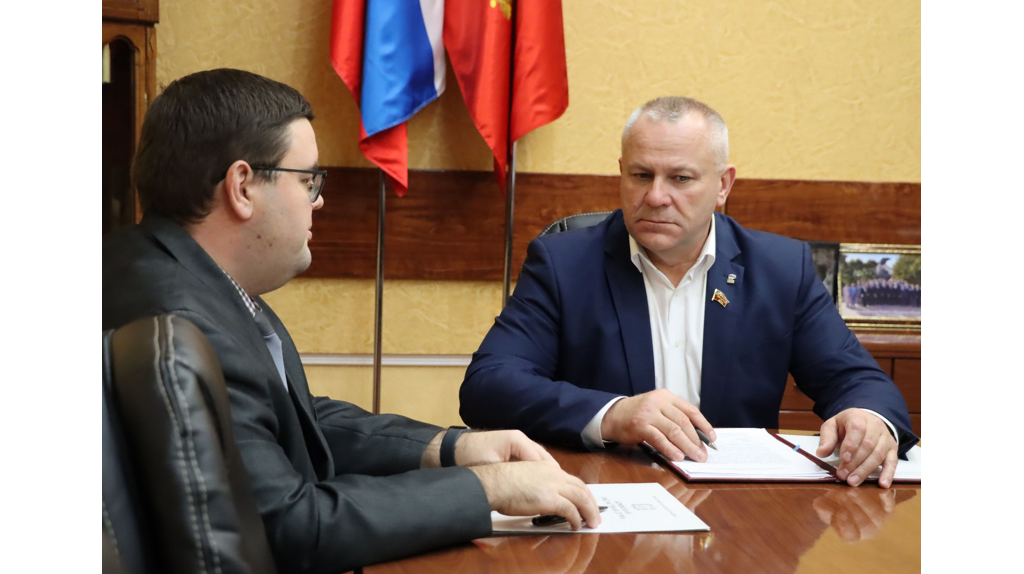 Спикер Брянской облдумы обсудил с прокурором законодательство в сфере транспорта