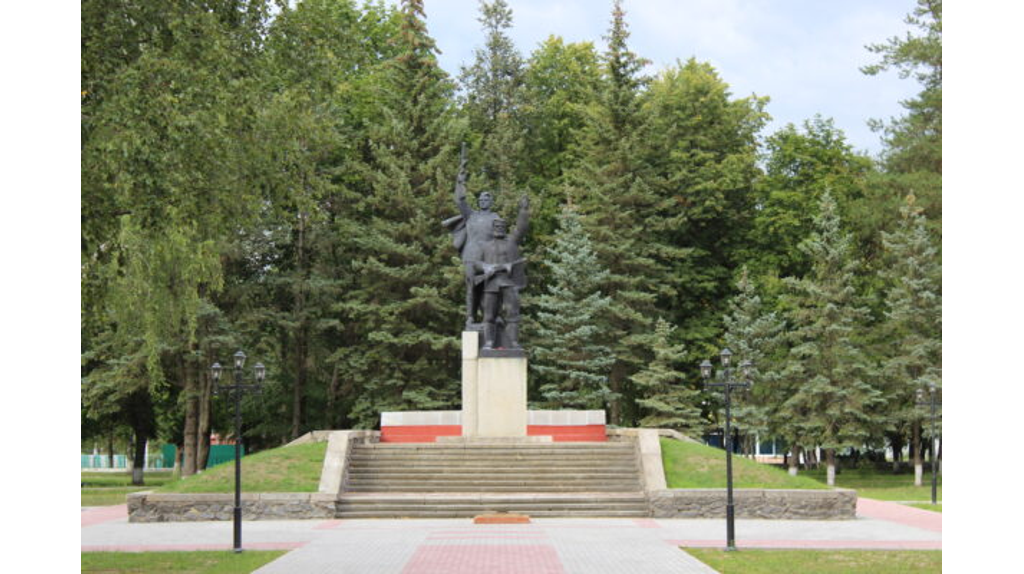 В Суземке благоустроят мемориальный комплекс «Курган Славы»