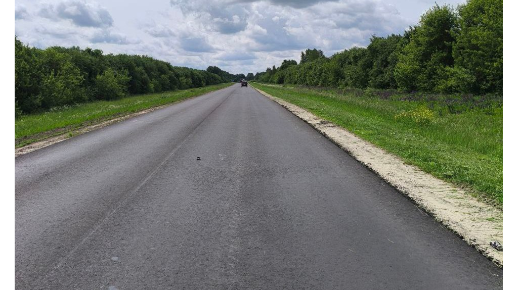 В Брянской области заканчивают ремонт участка дороги Стародуб-Новые Ивайтёнки