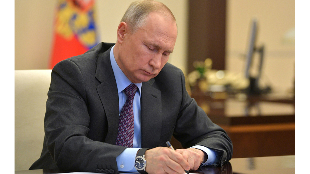 Президент Путин присвоил звание «Заслуженный врач России» брянскому медику Игорю Мардасову