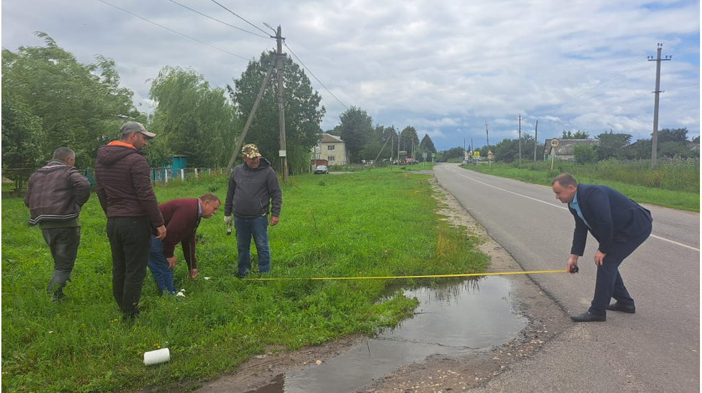 В брянском поселке Комаричи отремонтируют улицу Комсомольскую за 4,2 млн рублей