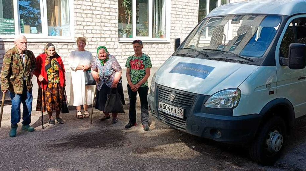 Жителям брянского села Дегтяново помогли пройти диспансеризацию