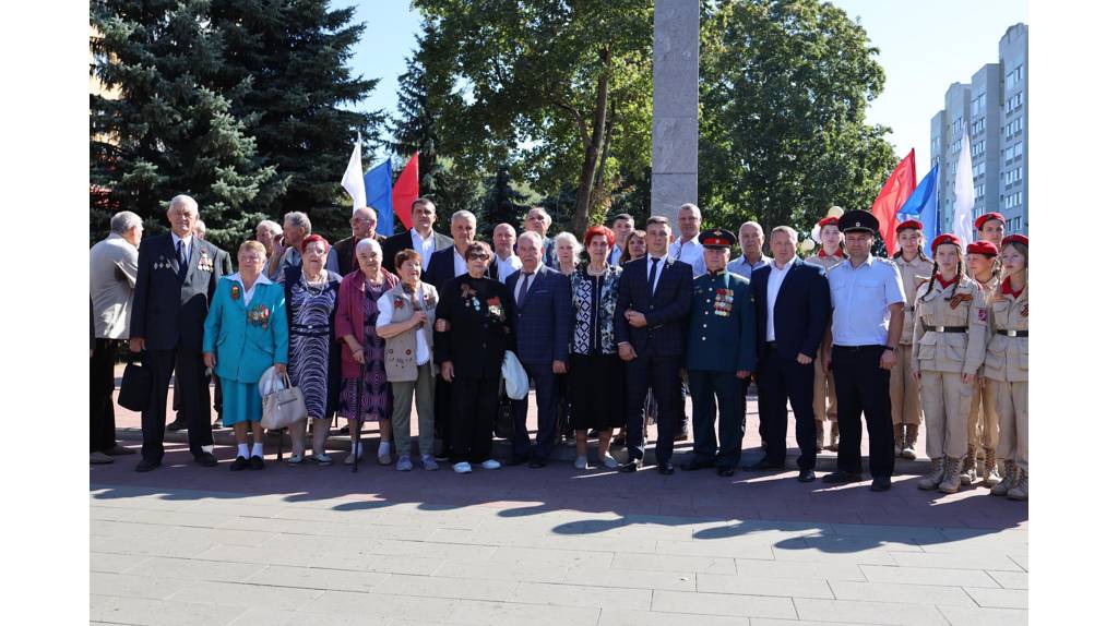 В Фокинском районе Брянска состоялся автопробег в честь Дня города