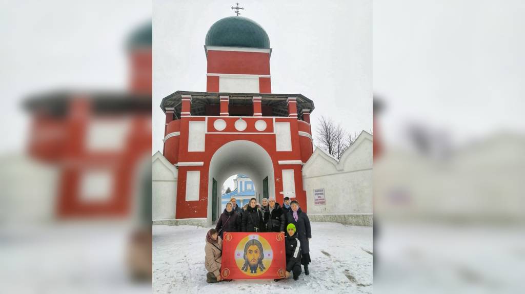 Брянские паломники посетили Богородицкую Площанскую мужскую пустынь