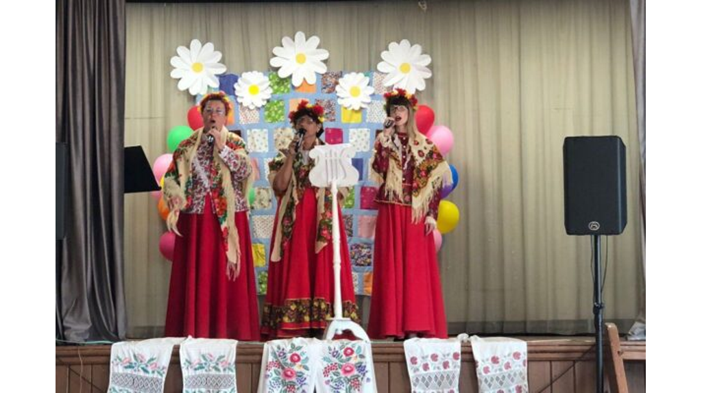 В Холмечах Суземского района состоялся праздник «Живи, село родное»