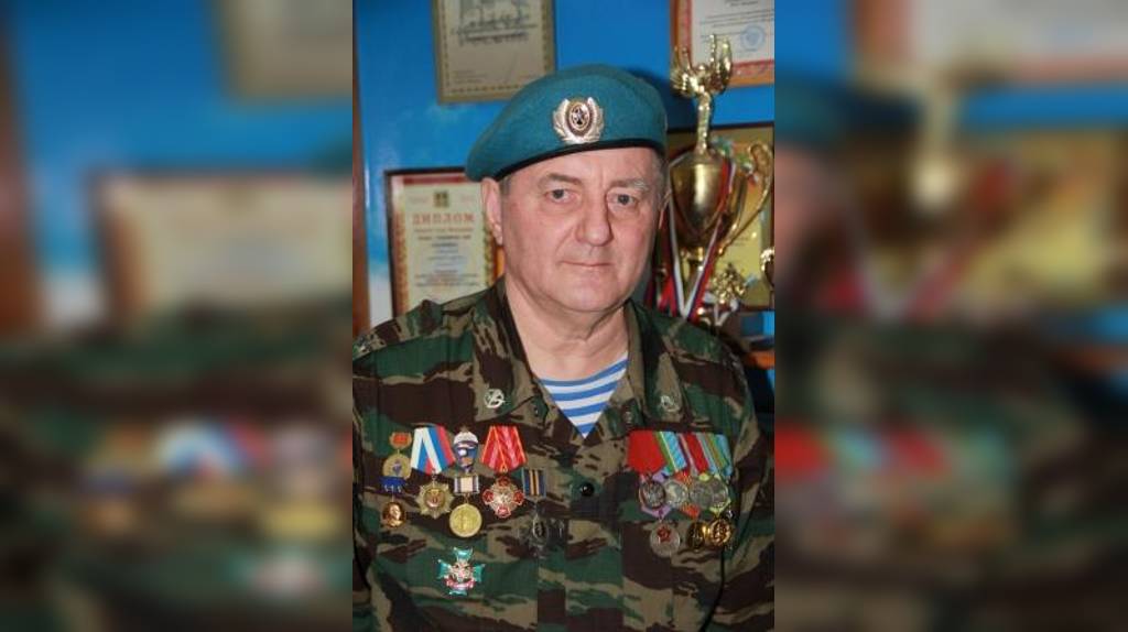 В Новозыбкове патриот и педагог Сергей Сизов отмечает 75-летний юбилей