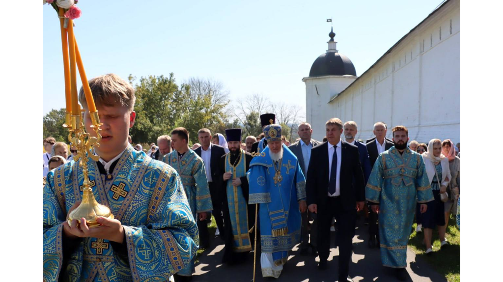 В Брянске состоялся крестный ход в честь празднования Свенской иконы Божией Матери