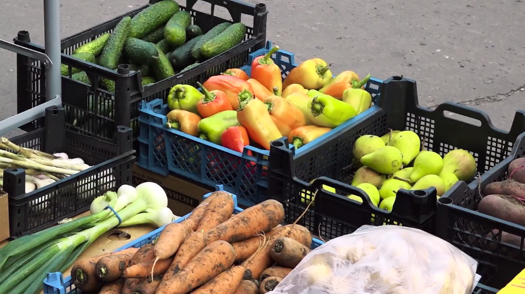 Свежие продукты от фермеров можно купить на ярмарках Брянска