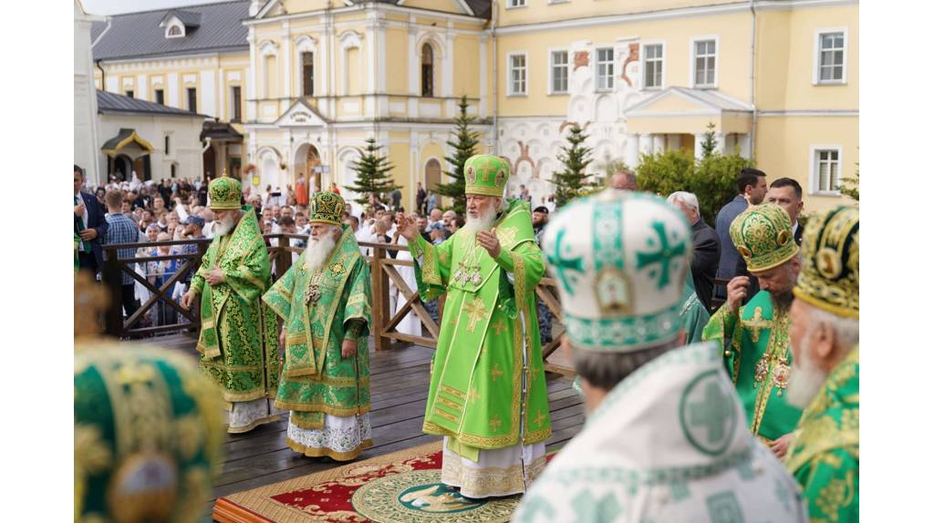 Брянские паломники посетили святыни Сергиево-Посадской епархии