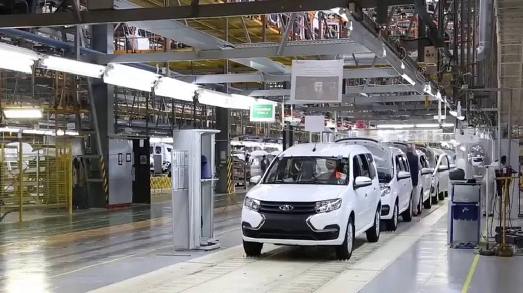 Стартовало серийное производство Lada e-Largus