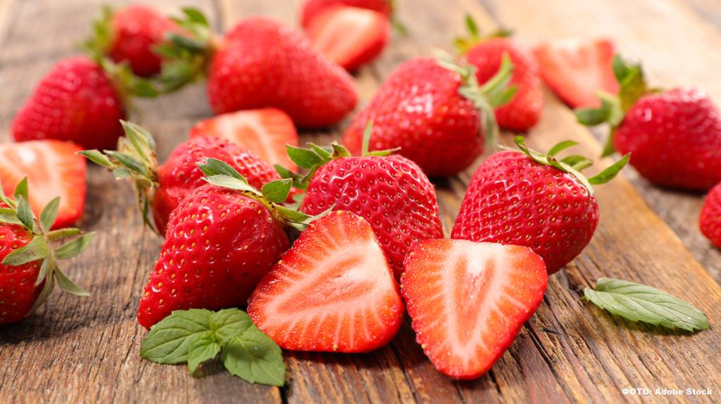 Брянцам пообещали рост цен на фрукты и ягоды из-за жары