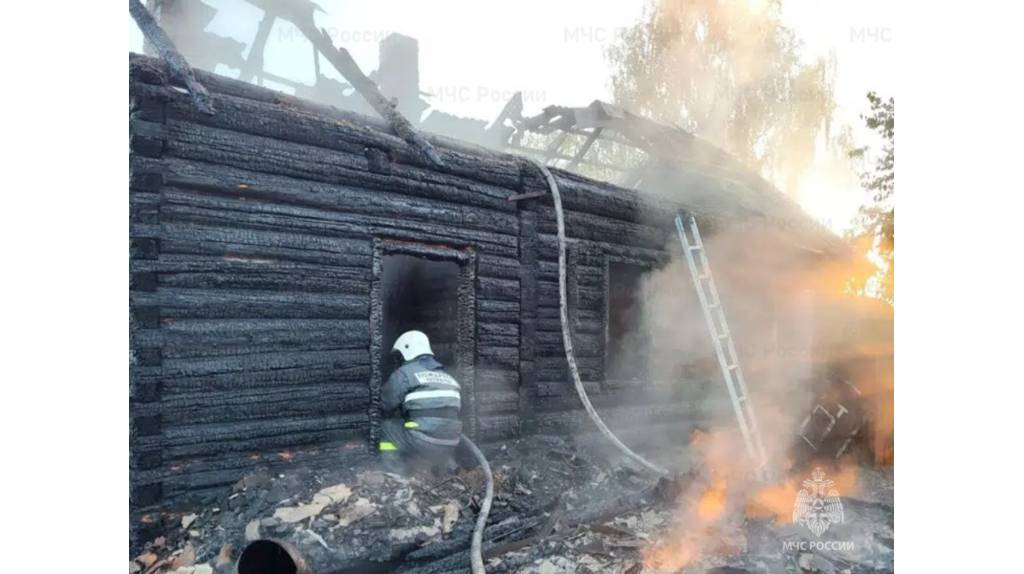В Красногорском районе при пожаре в доме погиб 53-летний мужчина