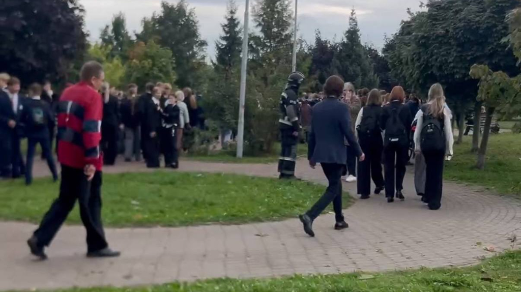 В Брянске эвакуировали лицей №1 имени Пушкина