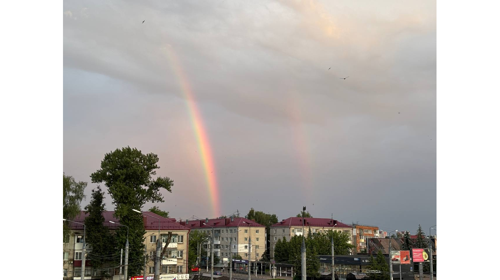 Брянцы запечатлели на фото двойную радугу