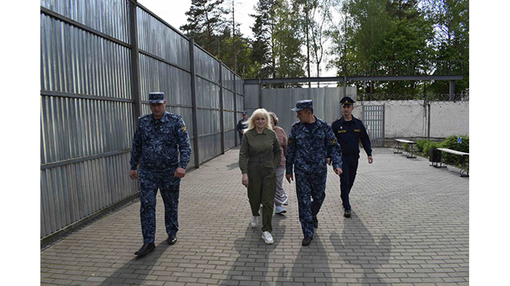 Общественники остались довольны условиями для осужденных в суражской КП-3