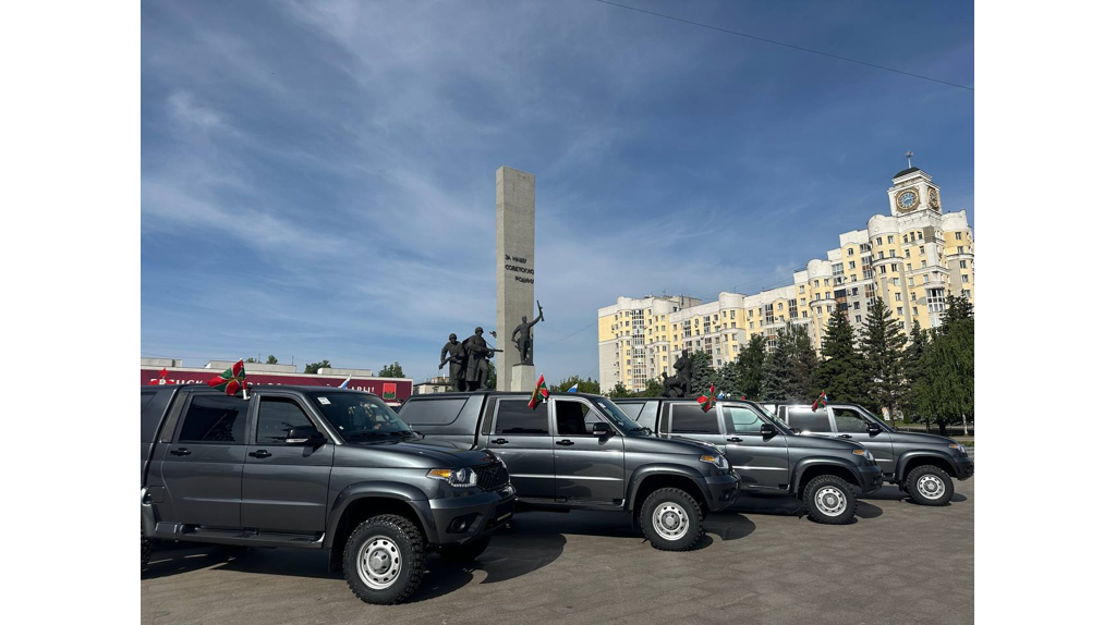 В Брянске прошел торжественный митинг в честь Дня пограничника
