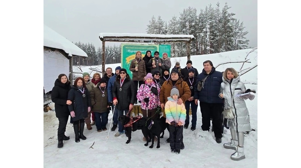 Брянец принял участие в заезде слепых водителей вездеходов