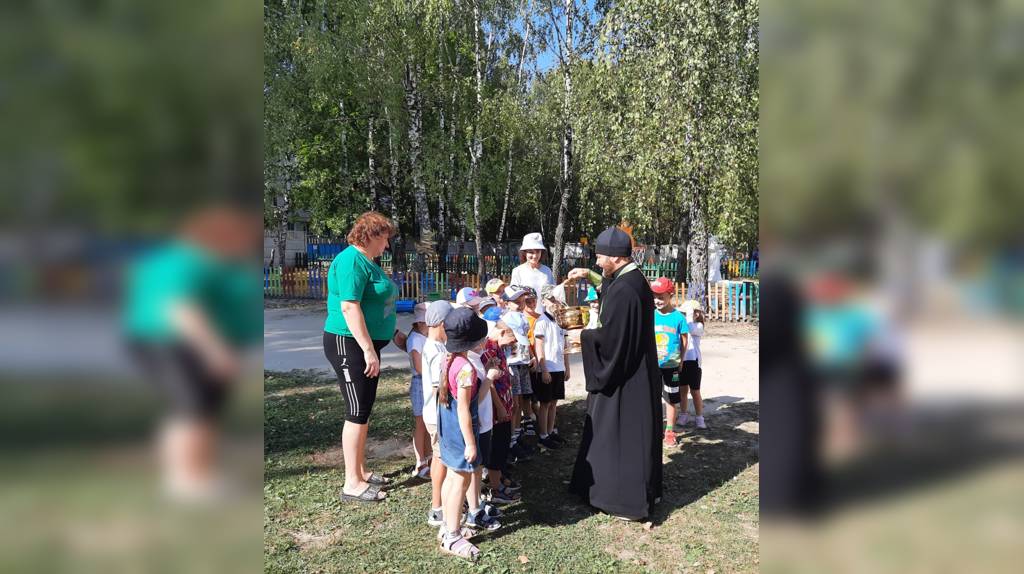 В Дятьково освятили детский сад «Хрусталёк»