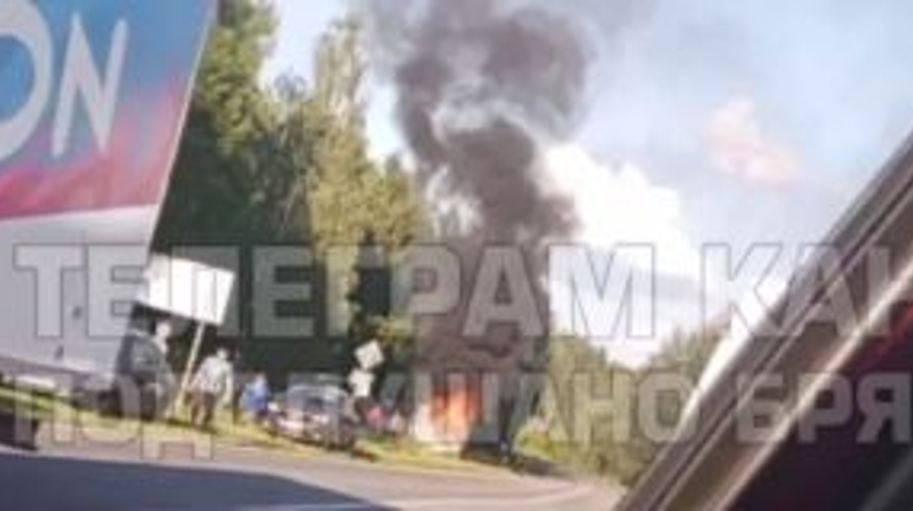 Возле склада OZON под Брянском загорелась ГАЗель маркетплейса