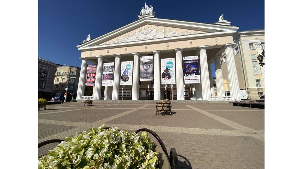 В брянском театре драмы начались «Большие гастроли» артистов из Хакасии