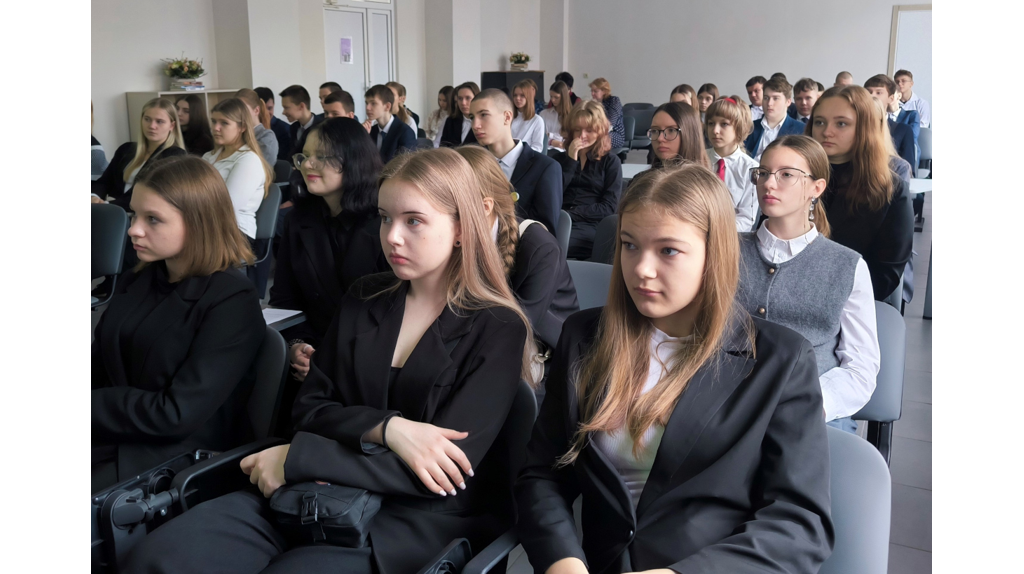 Брянские школьники стартовали на олимпиаде по финансовой грамотности