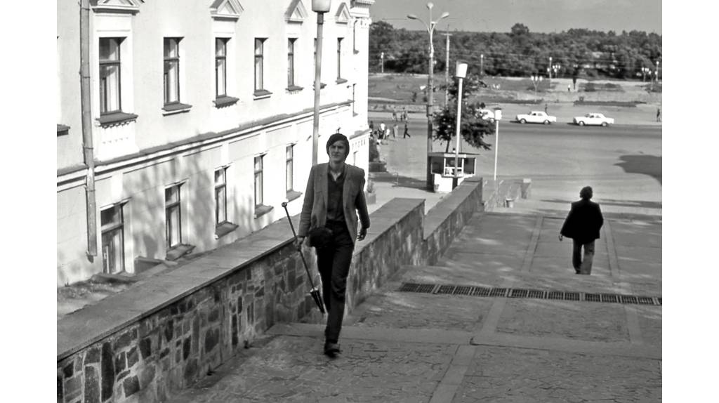Брянцам показали архивное фото лестницы на бульваре Гагарина