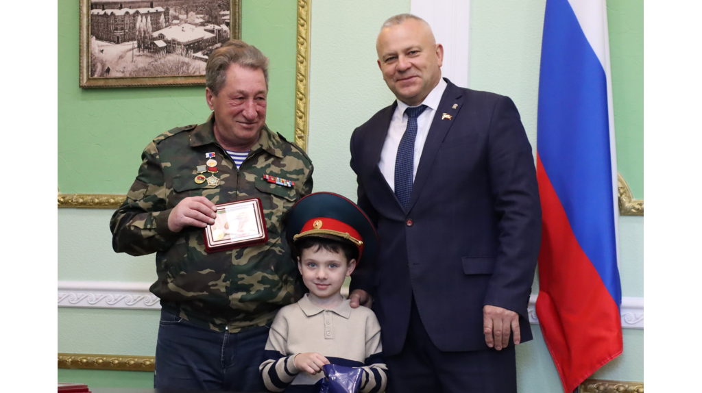 Брянским воинам-интернационалистам вручили памятные медали