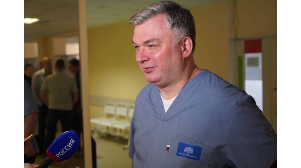 Московские врачи провели осмотр пациентов в Почепе