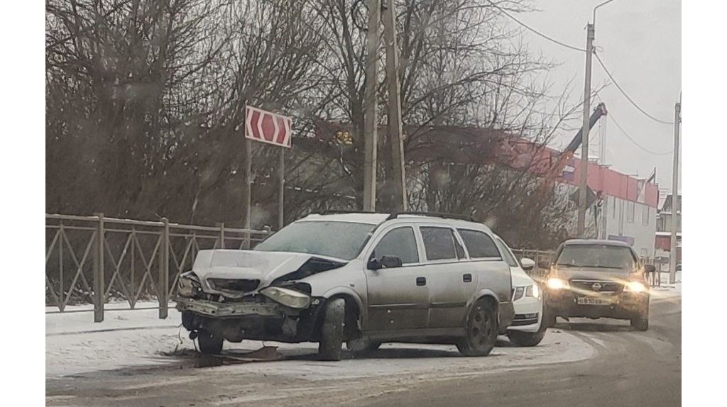 В Брянске на Автозаводце произошло ДТП