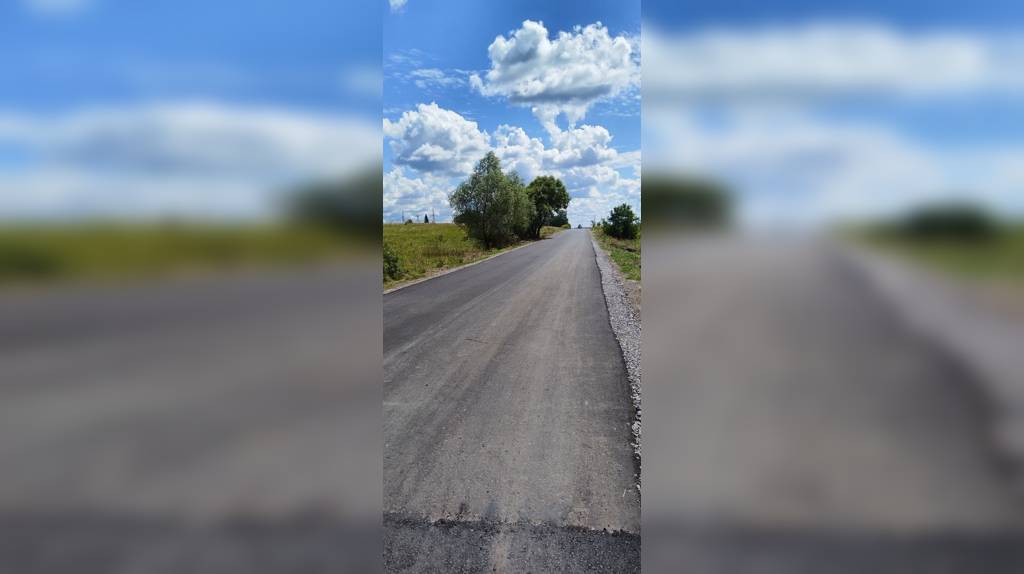 В деревне Мякишево Выгоничского района отремонтировали дорогу за 3,3 млн рублей