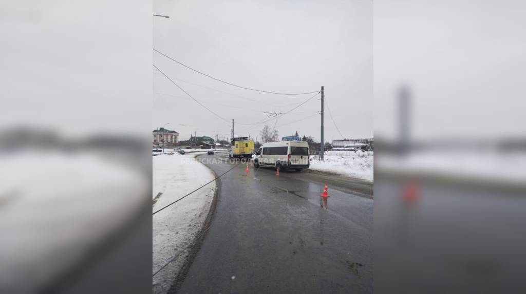 В Брянске из-за обрыва контактной сети изменили движение двух троллейбусов