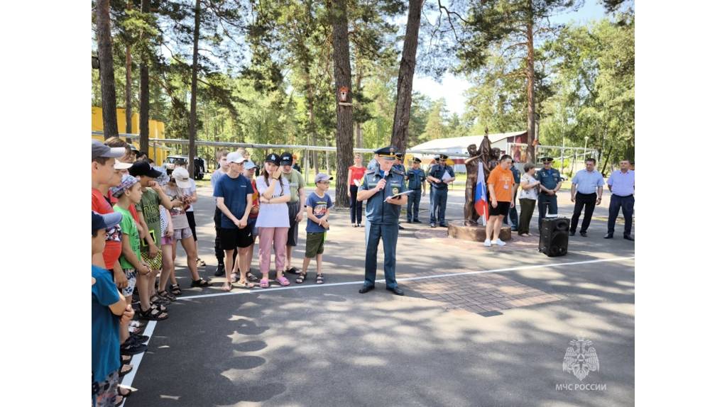 В брянском оздоровительном лагере «Затишье» прошёл День безопасности