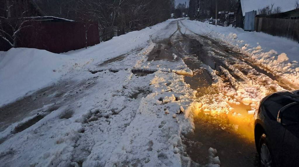 Жители Суражского района сообщили о непроходимой дороге