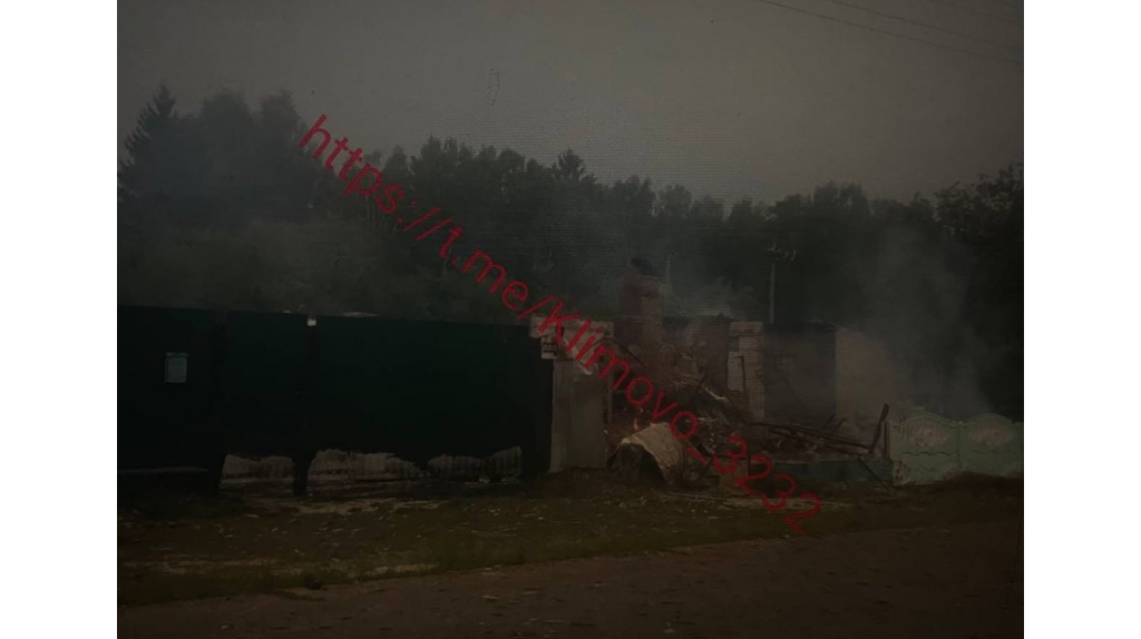 Опубликованы фото атаки дронов ВСУ в брянском приграничье
