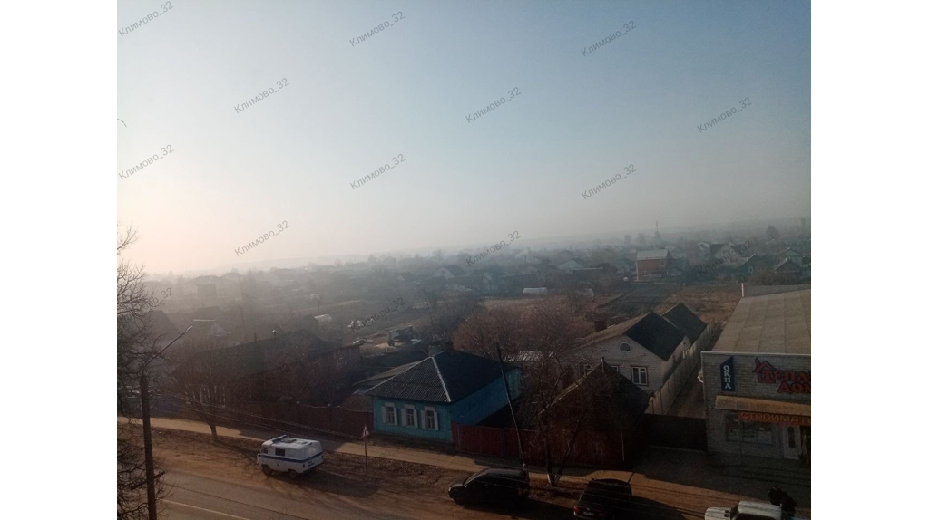 Очевидцы: Климово заволокло дымкой