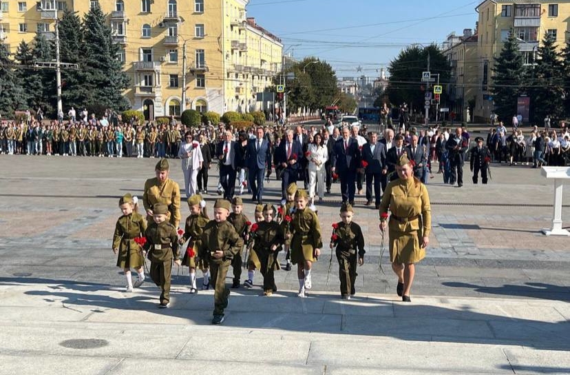 В Брянске почтили память освободителей от немецко-фашистских захватчиков