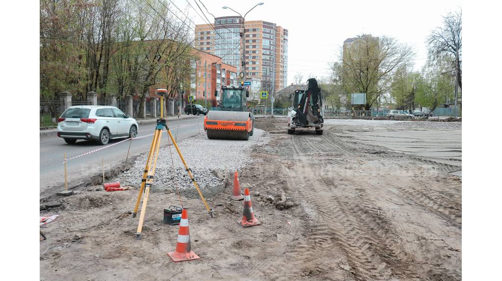 На обновлённой дороге по улице Трудовой в Брянске появится дополнительная полоса