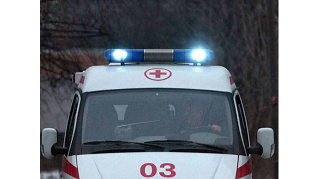 В Севском районе невнимательная женщина на иномарке устроила ДТП и разбила голову 